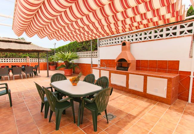 Villa en Alhaurin de la Torre - TESS Villa Smile  Villa en Alhaurin de la Torre - TESS Villa Smile
