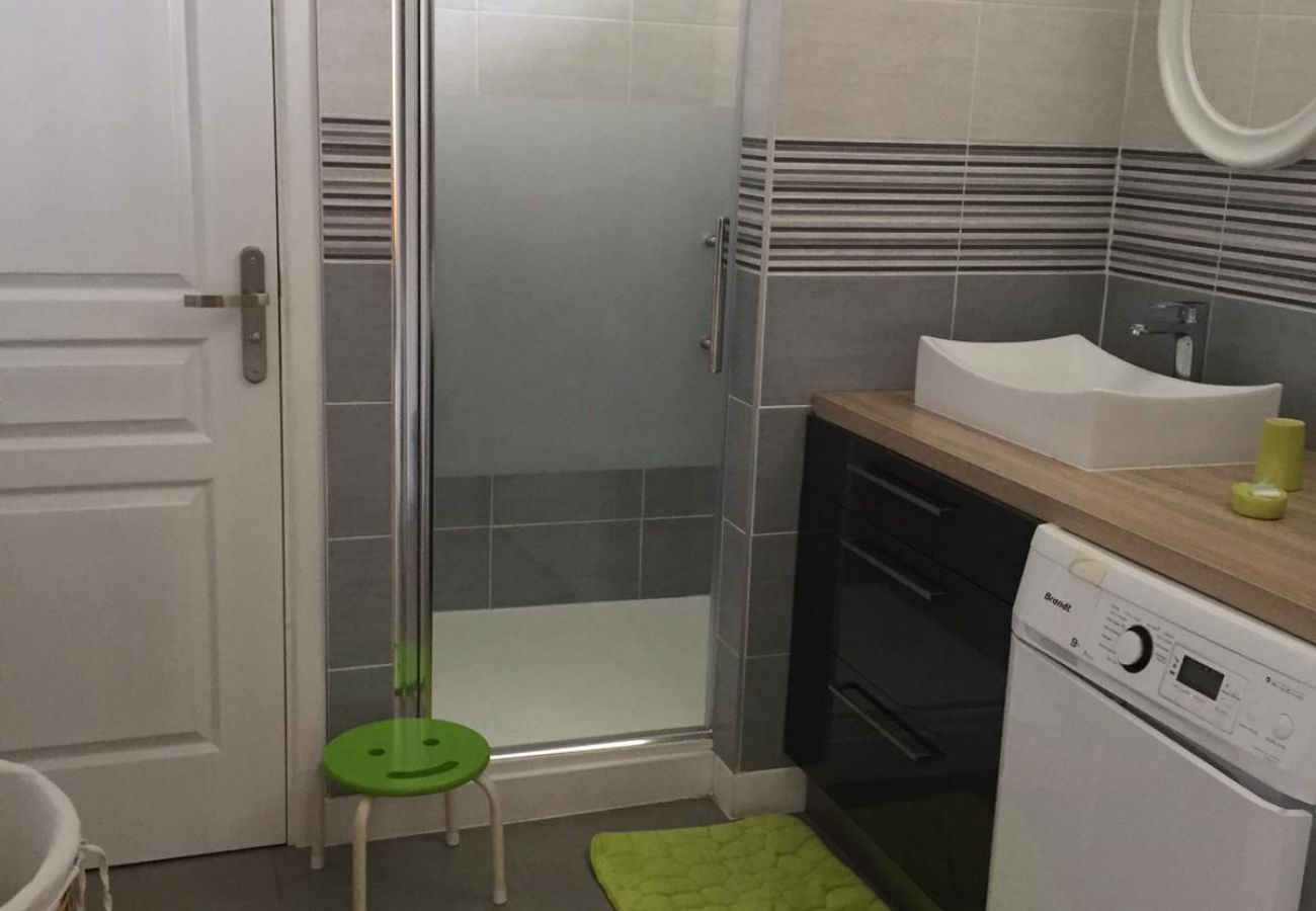 Apartamento en Auxerre - Corps de ferme avec piscine à 1h30 de Paris