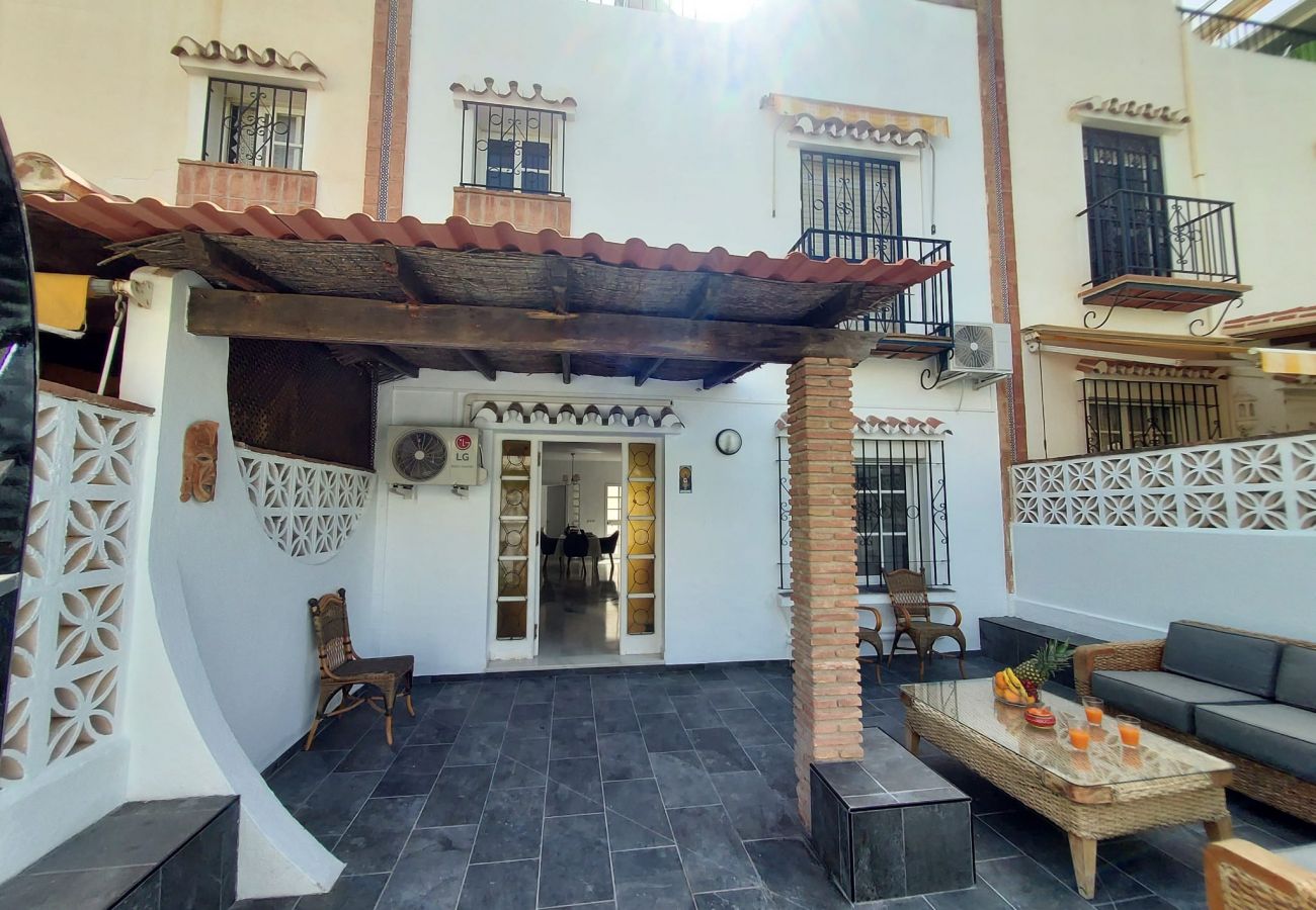 Casa adosada en Torremolinos - TESS Playamar Liszt