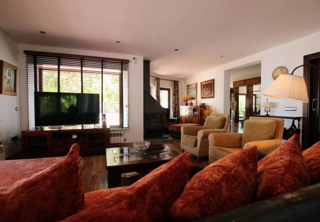 Villa en Alhaurin de la Torre - TESS Villa Los Monteros Villa en Alhaurin de la Torre - TESS Villa Los Monteros