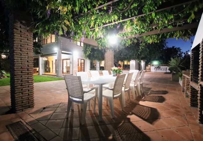 Villa en Alhaurin de la Torre - TESS Villa Los Monteros Villa en Alhaurin de la Torre - TESS Villa Los Monteros