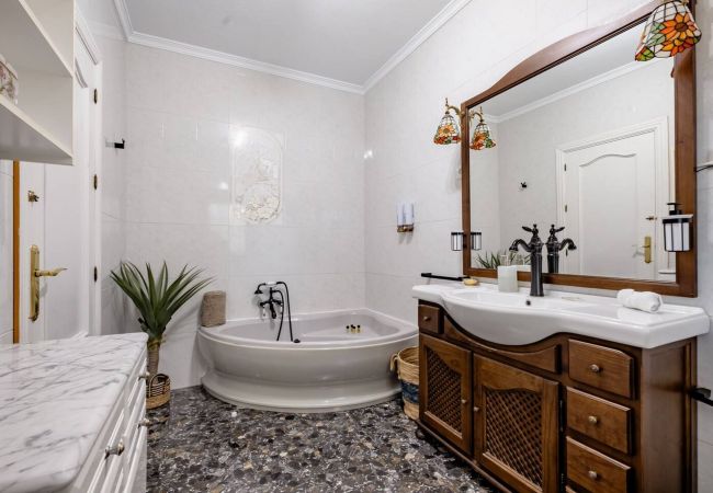 Villa en Alhaurin de la Torre - TESS Casa Provenza con estilo del sur de Francia Villa en Alhaurin de la Torre - TESS Casa Provenza con estilo del sur de Francia