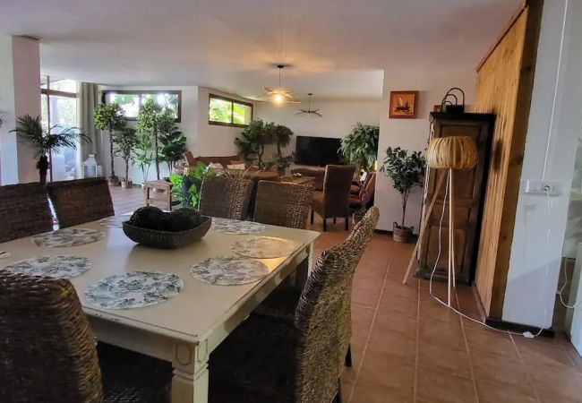 Villa en Alhaurin de la Torre - TESS CasAntillas con sabor a Las Antillas Villa en Alhaurin de la Torre - TESS CasAntillas con sabor a Las Antillas