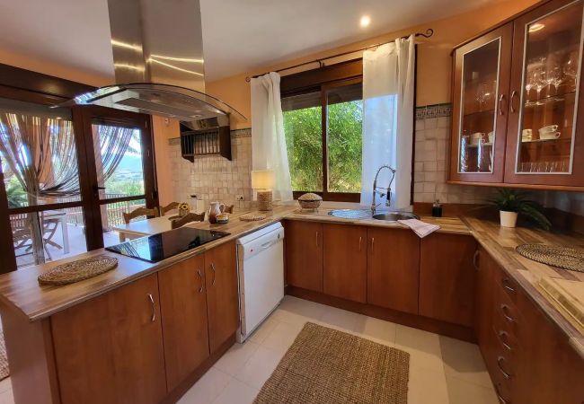 Villa en Alhaurin de la Torre - TESS CasAntillas con sabor a Las Antillas Villa en Alhaurin de la Torre - TESS CasAntillas con sabor a Las Antillas