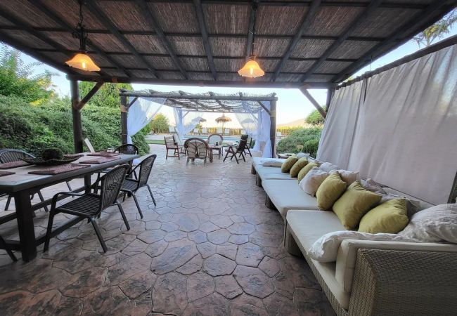 Villa en Alhaurin de la Torre - TESS CasAntillas con sabor a Las Antillas Villa en Alhaurin de la Torre - TESS CasAntillas con sabor a Las Antillas