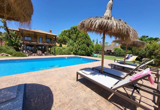Villa en Alhaurin de la Torre - TESS CasAntillas con sabor a Las Antillas Villa en Alhaurin de la Torre - TESS CasAntillas con sabor a Las Antillas
