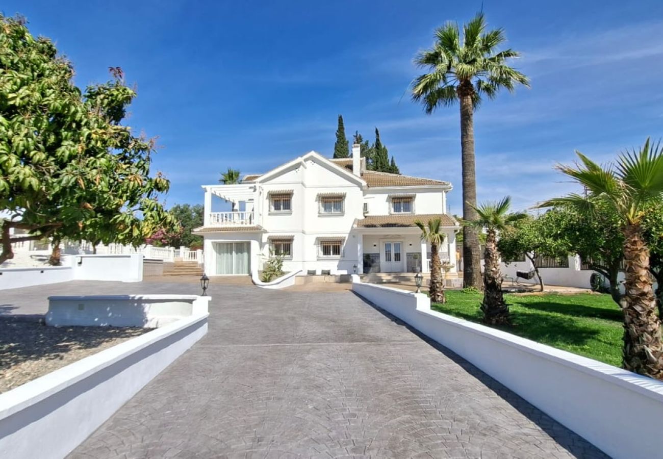 Villa en Alhaurin de la Torre - Villa Ave del Paraiso