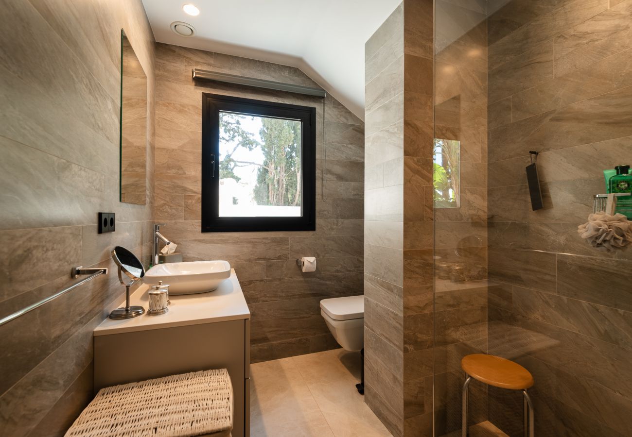 Villa in Marbella - Villa with swimming pool to&nbsp;2 km&nbsp;beach