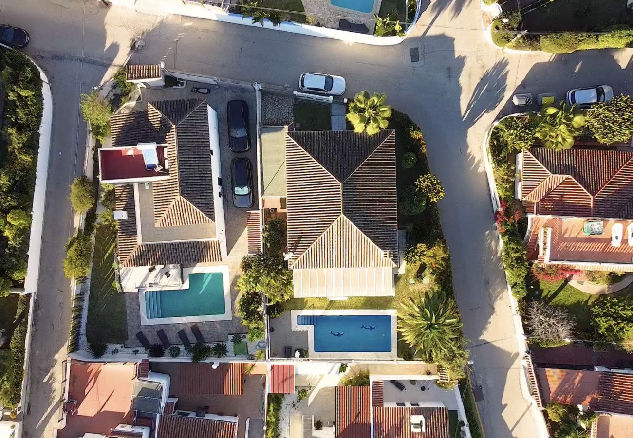 Villa in Marbella - Villa for 5 people to 300 m beach