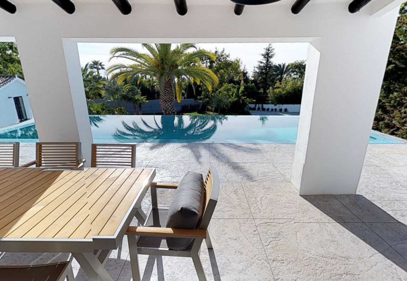 Villa in Marbella - Villa with swimming pool in Marbella