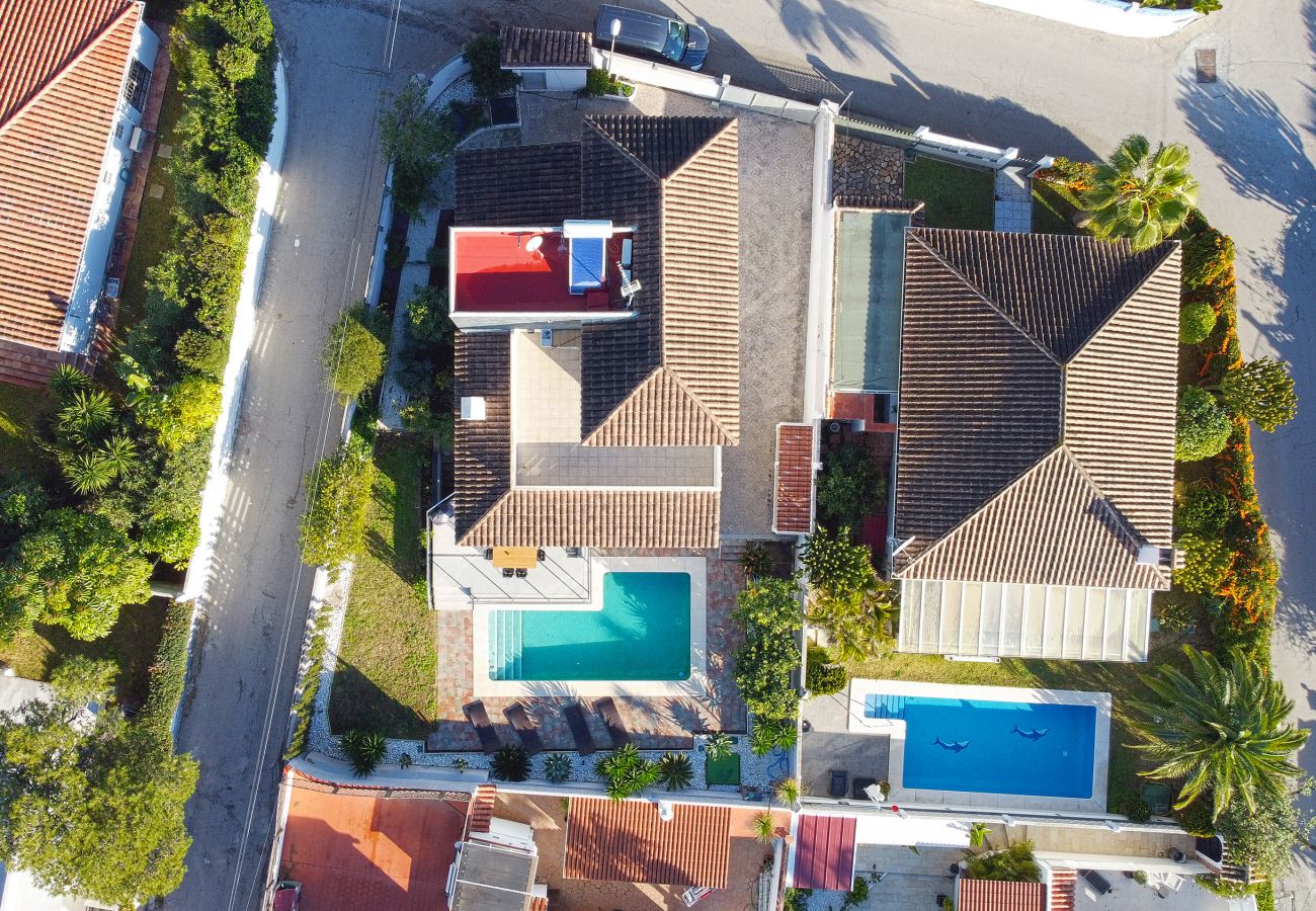Villa in Marbella - Villa for 6 people to 300 m beach