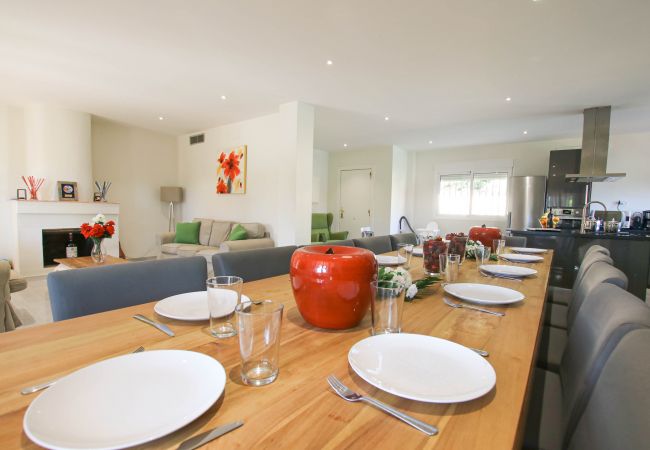 Villa in Alhaurin de la Torre - TESS Rancho Las Palmeras Villa in Alhaurin de la Torre - TESS Rancho Las Palmeras