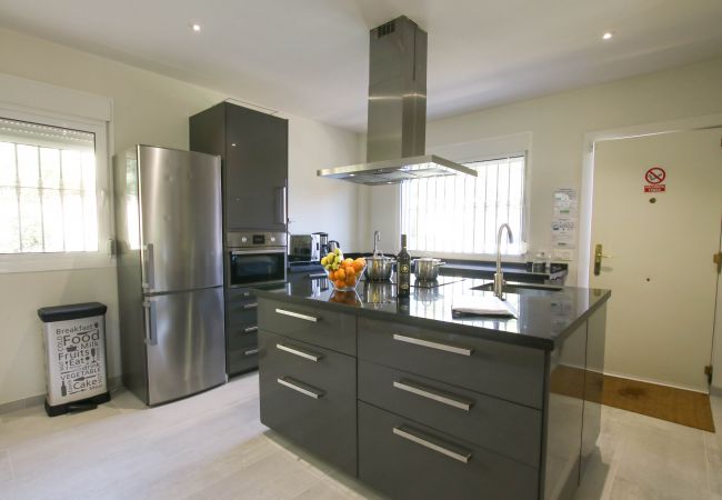 Villa in Alhaurin de la Torre - TESS Rancho Las Palmeras Villa in Alhaurin de la Torre - TESS Rancho Las Palmeras