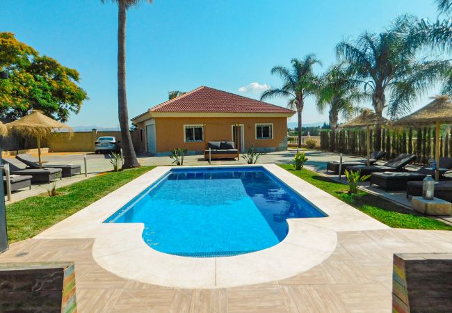 Villa in Alhaurin de la Torre - TESS Rancho Las Palmeras Villa in Alhaurin de la Torre - TESS Rancho Las Palmeras