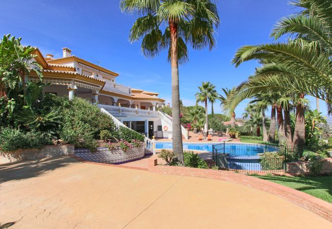 Villa in Alhaurin de la Torre - TESS Villa El Oasis  Villa in Alhaurin de la Torre - TESS Villa El Oasis