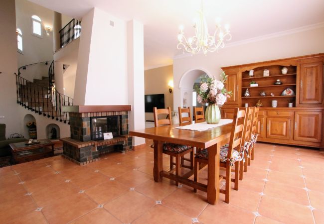 Villa in Alhaurin de la Torre - TESS Villa El Oasis  Villa in Alhaurin de la Torre - TESS Villa El Oasis