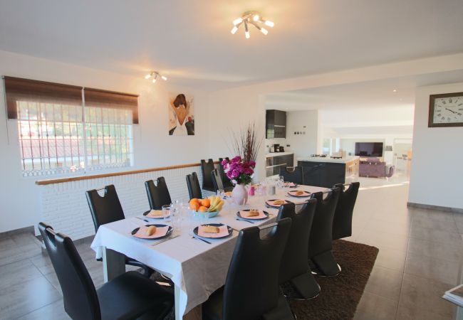 Villa in Alhaurin de la Torre - TESS Villa Fleury Villa in Alhaurin de la Torre - TESS Villa Fleury