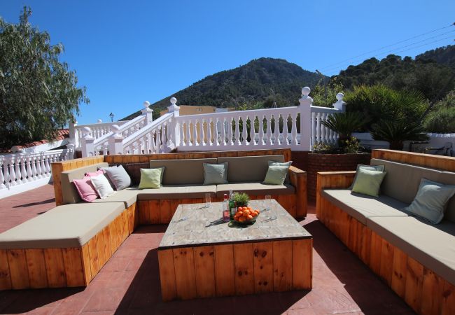 Villa in Alhaurin de la Torre - TESS Villa Fleury Villa in Alhaurin de la Torre - TESS Villa Fleury