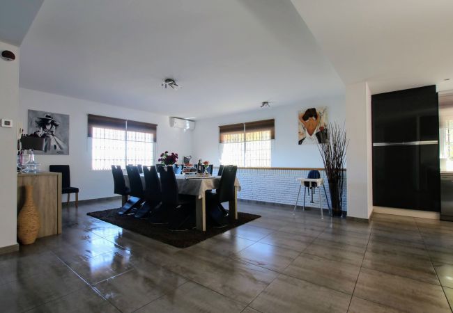 Villa in Alhaurin de la Torre - TESS Villa Fleury Villa in Alhaurin de la Torre - TESS Villa Fleury