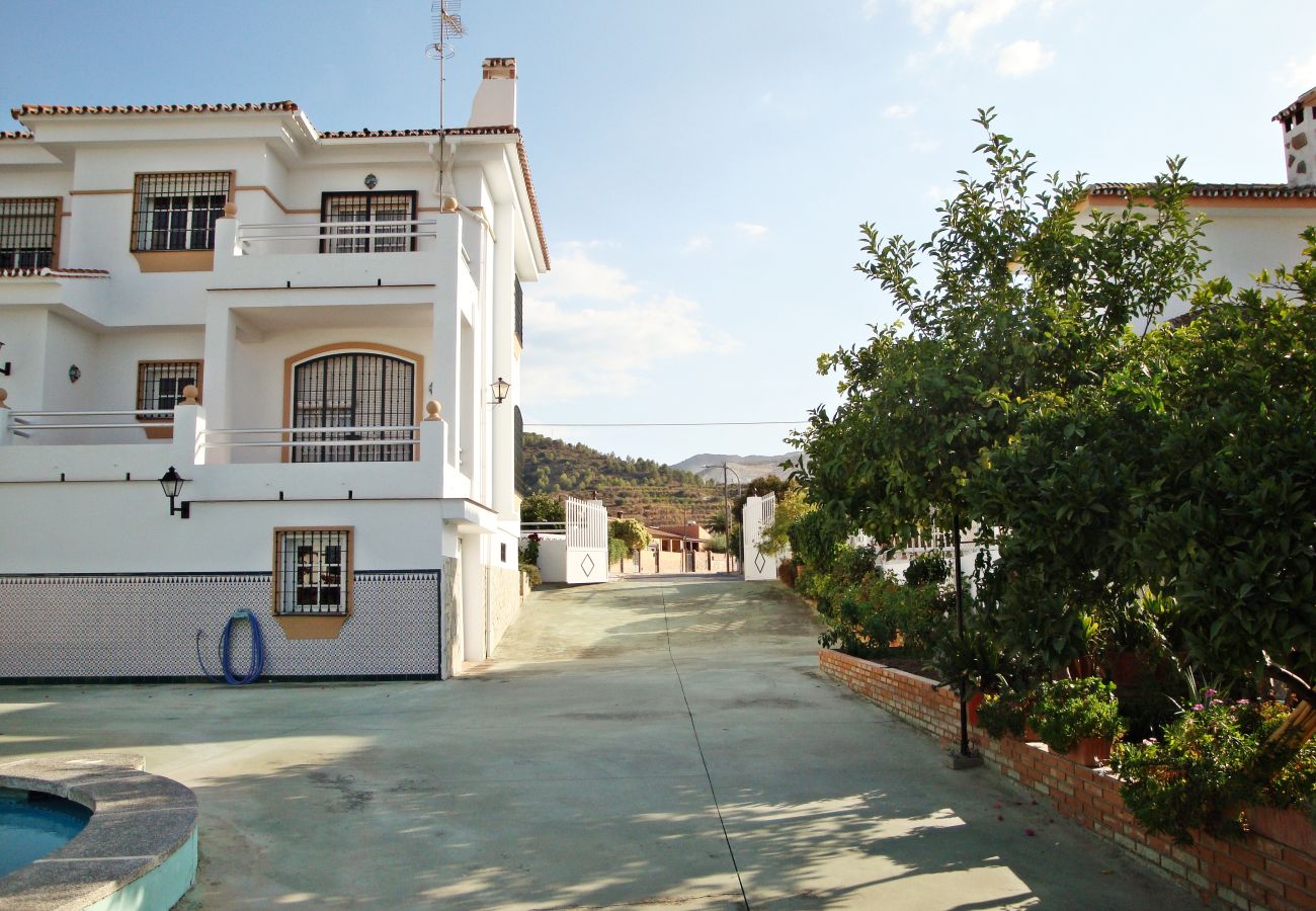 Villa/Dettached house in Alhaurin de la Torre - Villa Adelfa, Alhaurín de la Torre
