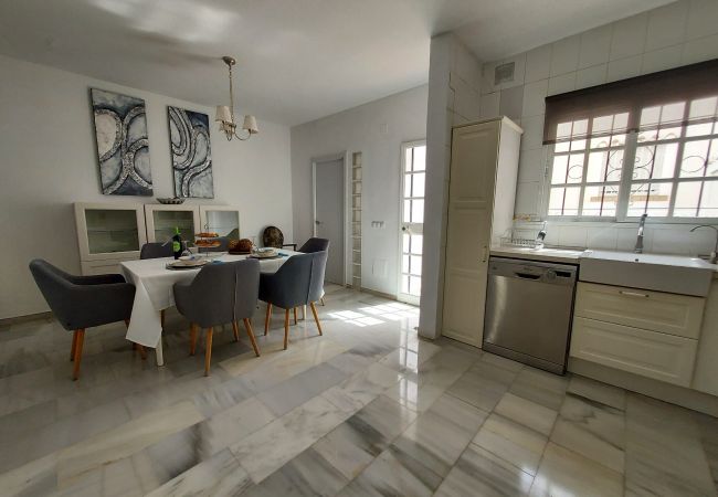 Terraced House in Torremolinos - TESS Playamar Beach Liszt Terraced House in Torremolinos - TESS Playamar Beach Liszt
