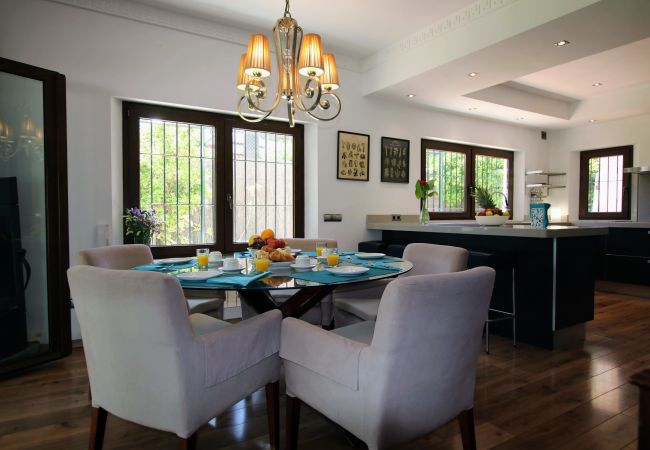 Villa in Alhaurin de la Torre - TESS Villa Los Monteros Villa in Alhaurin de la Torre - TESS Villa Los Monteros