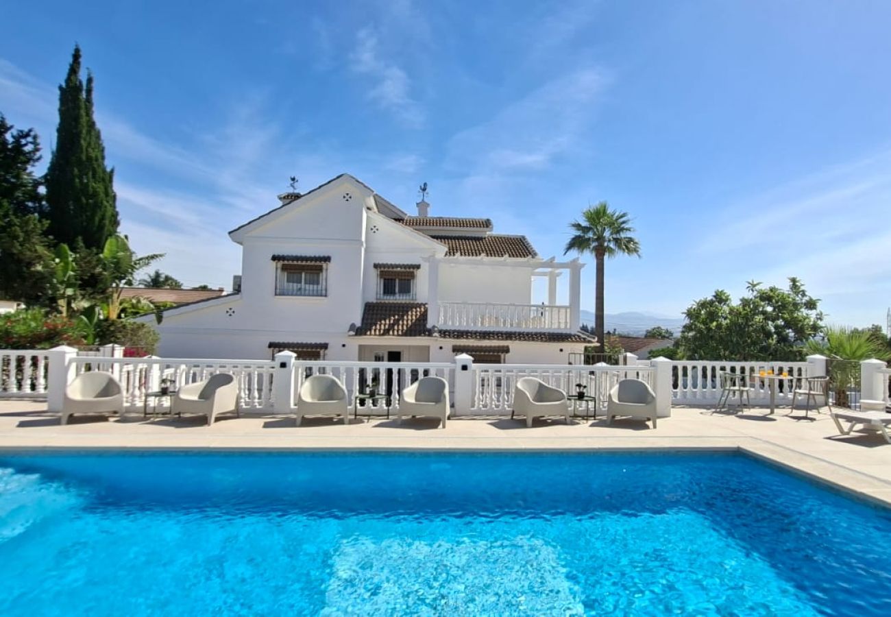 Villa in Alhaurin de la Torre - Villa Ave del Paraiso