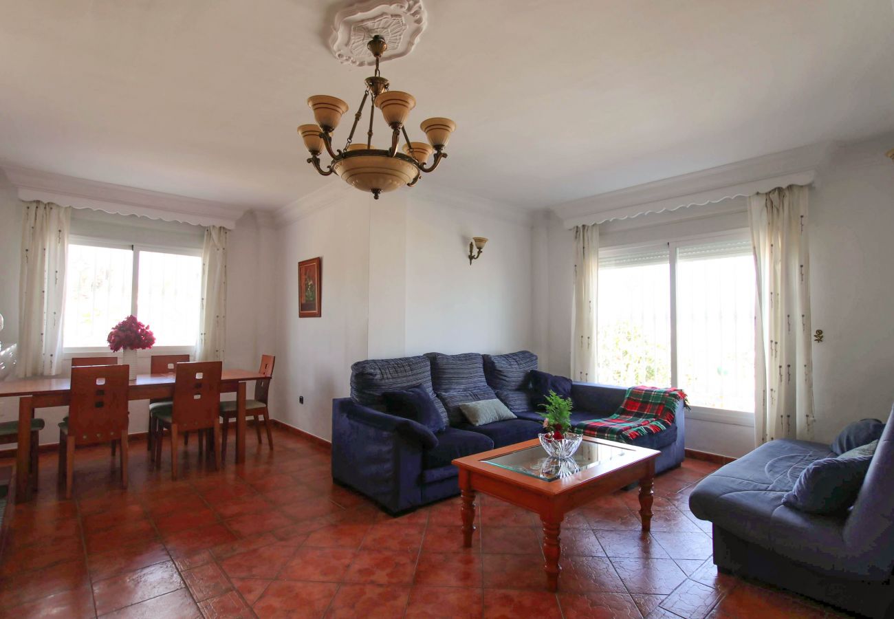 Villa/Dettached house in Alhaurin de la Torre - Villa Pastora, Alhaurín de la Torre