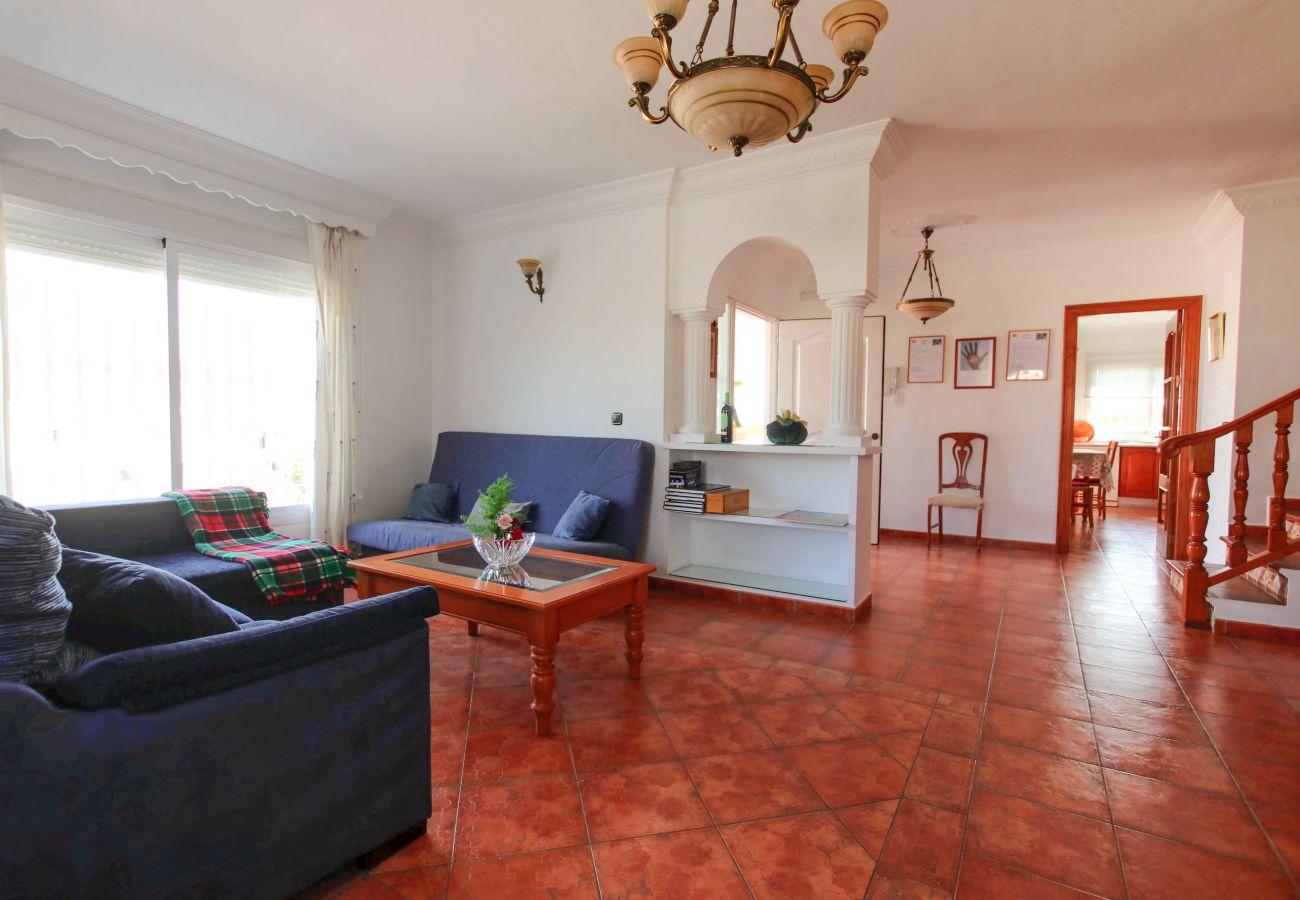Villa/Dettached house in Alhaurin de la Torre - Villa Pastora, Alhaurín de la Torre