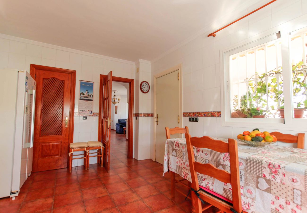 Villa/Dettached house in Alhaurin de la Torre - Villa Pastora, Alhaurín de la Torre
