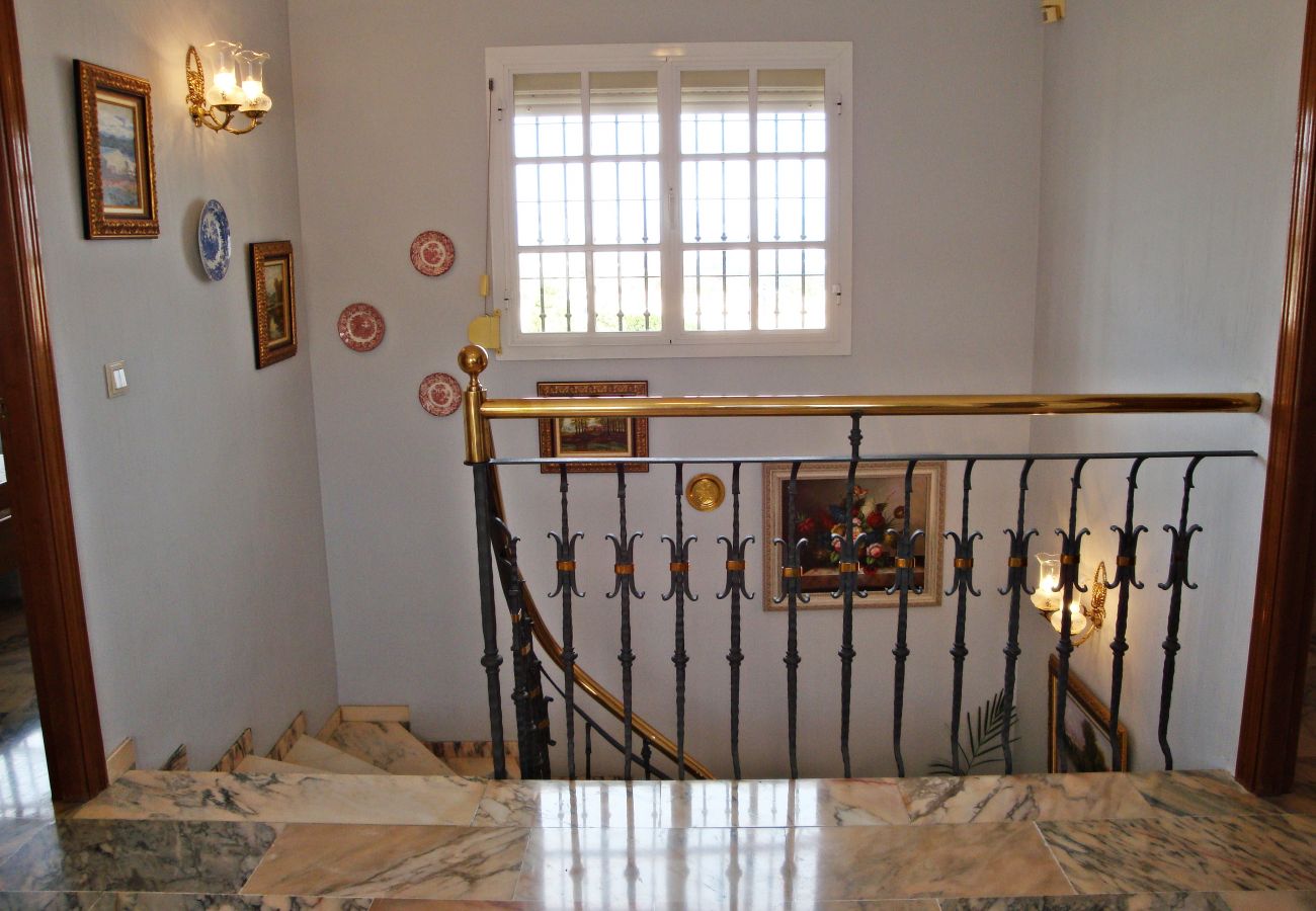 Villa/Dettached house in Alhaurin de la Torre - Villa Adelfa, Alhaurín de la Torre