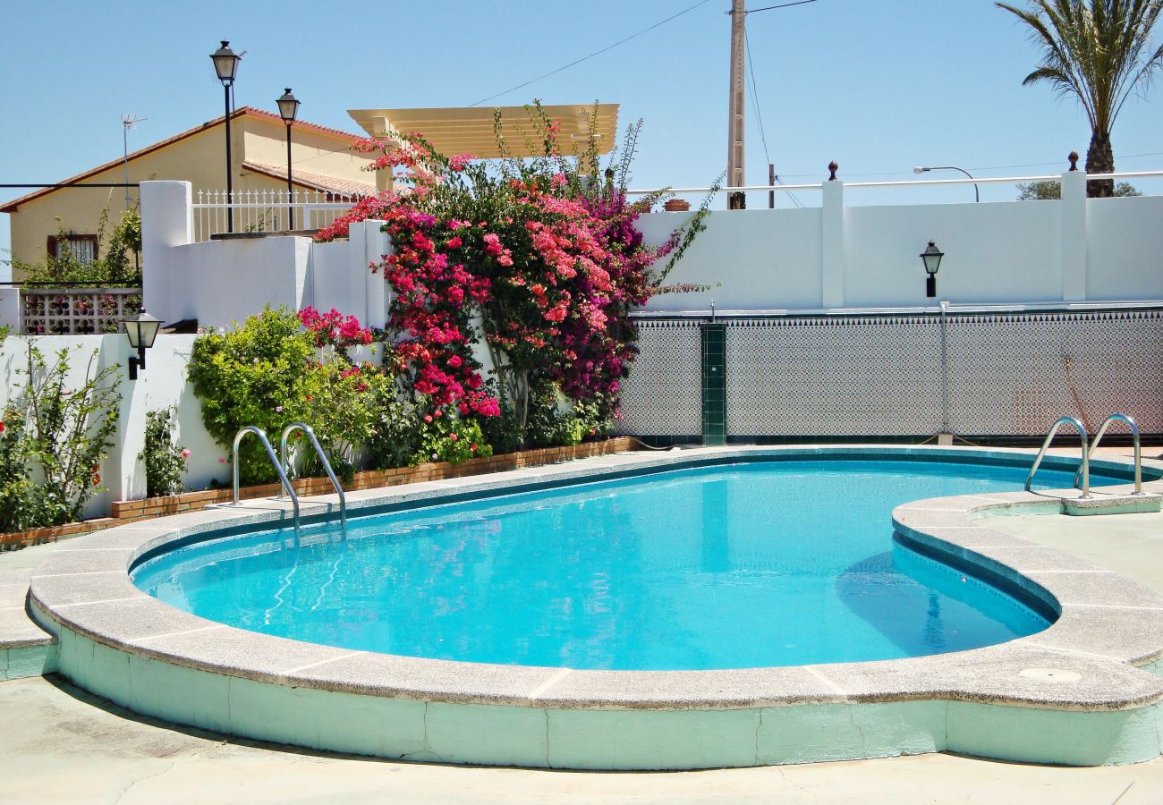 Villa/Dettached house in Alhaurin de la Torre - Villa Adelfa, Alhaurín de la Torre