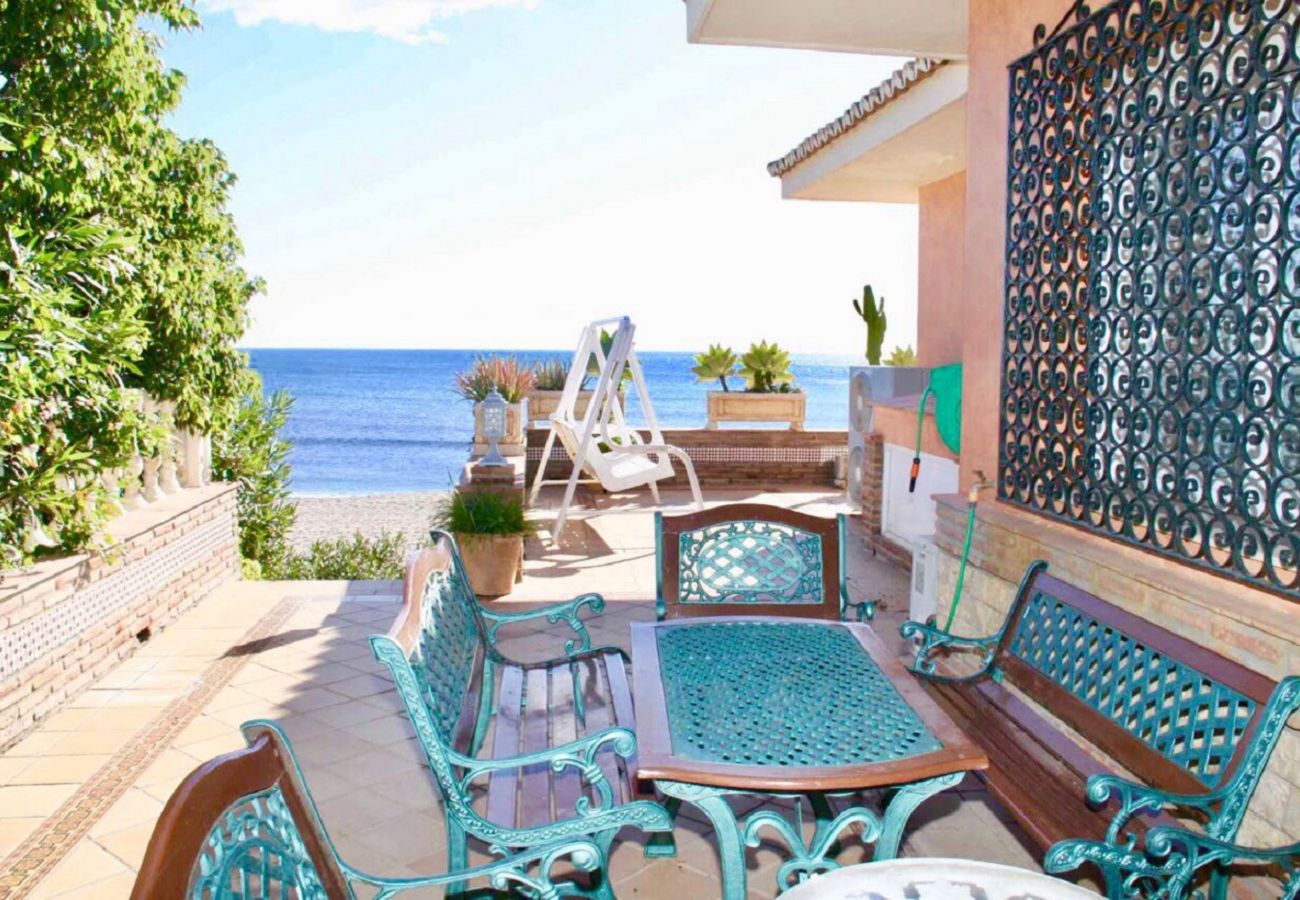 Villa à Marbella - Villa avec piscine à 71 m de la plage