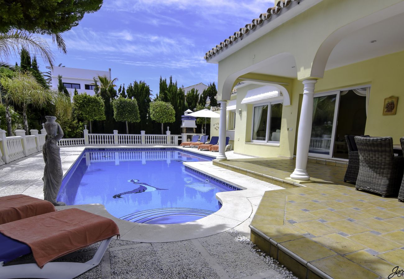 Villa à Marbella - Villa avec piscine à Marbella