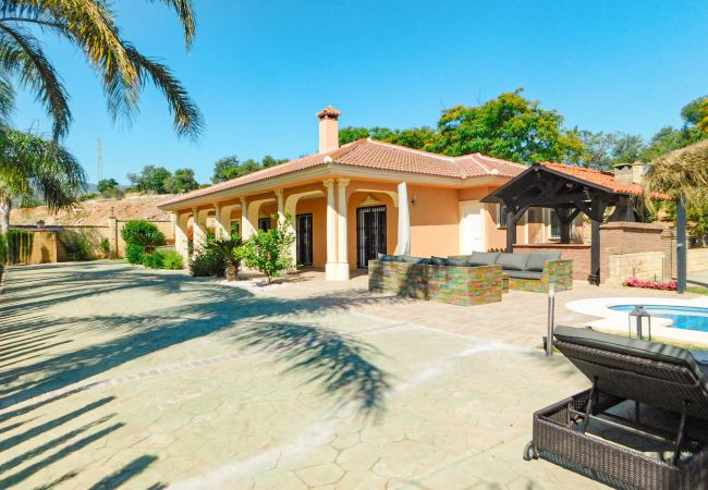 Villa à Alhaurin de la Torre - TESS Rancho Las Palmeras Villa à Alhaurin de la Torre - TESS Rancho Las Palmeras