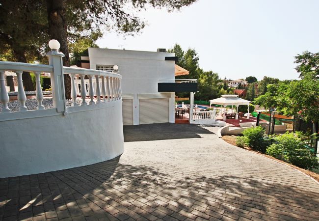 Villa à Alhaurin de la Torre - TESS Villa Arenas  Villa à Alhaurin de la Torre - TESS Villa Arenas