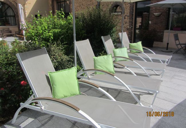 Appartement à Auxerre - Corps de ferme avec piscine à 1h30 de Paris Appartement à Auxerre - Corps de ferme avec piscine à 1h30 de Paris