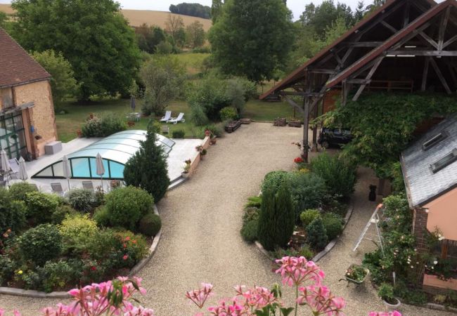 Appartement à Auxerre - Corps de ferme avec piscine à 1h30 de Paris Appartement à Auxerre - Corps de ferme avec piscine à 1h30 de Paris