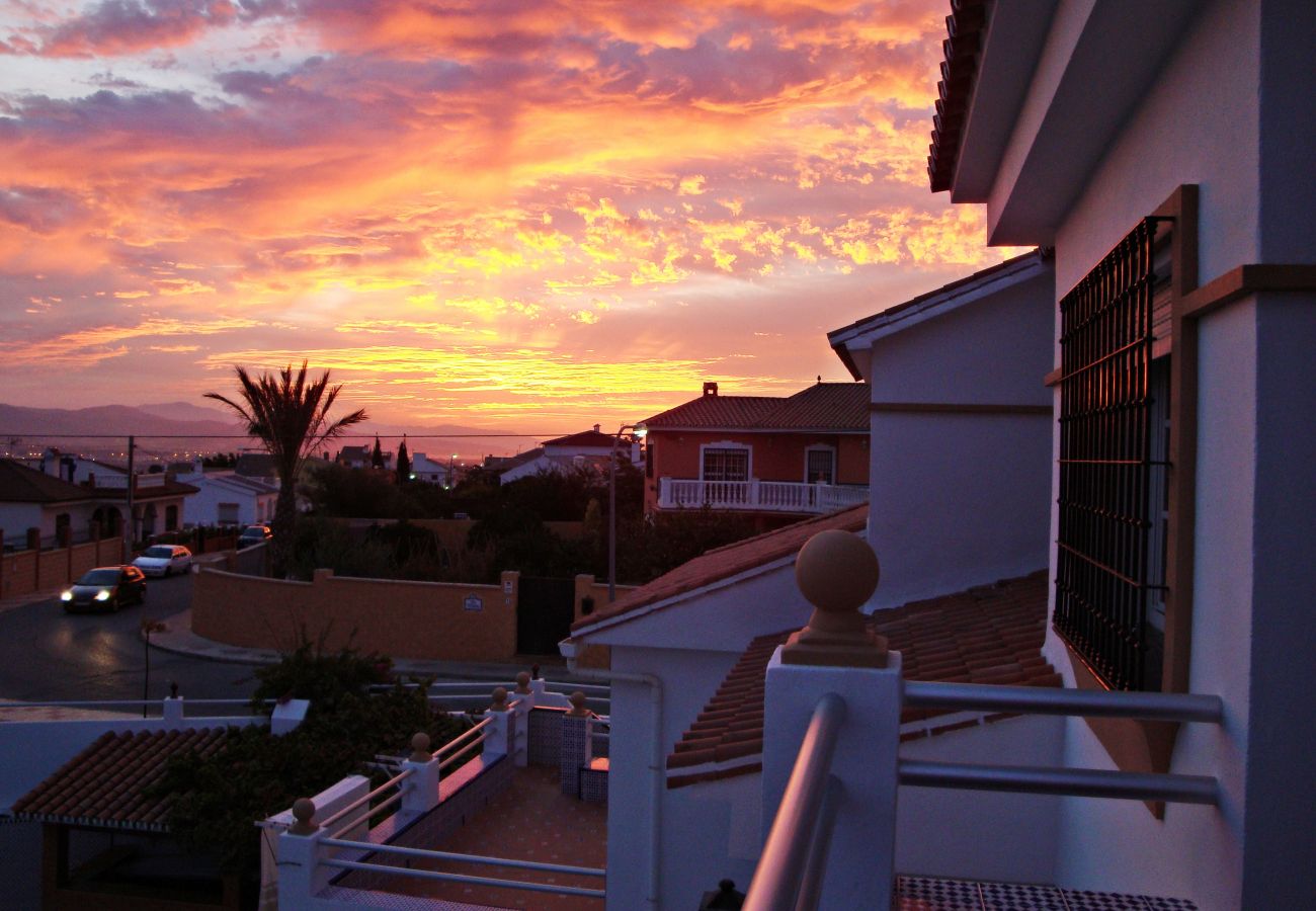 Villa en Alhaurin de la Torre - Villa Adelfa, Alhaurín de la Torre