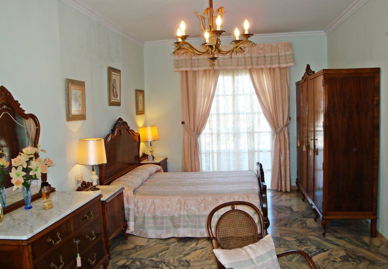 Villa en Alhaurin de la Torre - Villa Adelfa, Alhaurín de la Torre