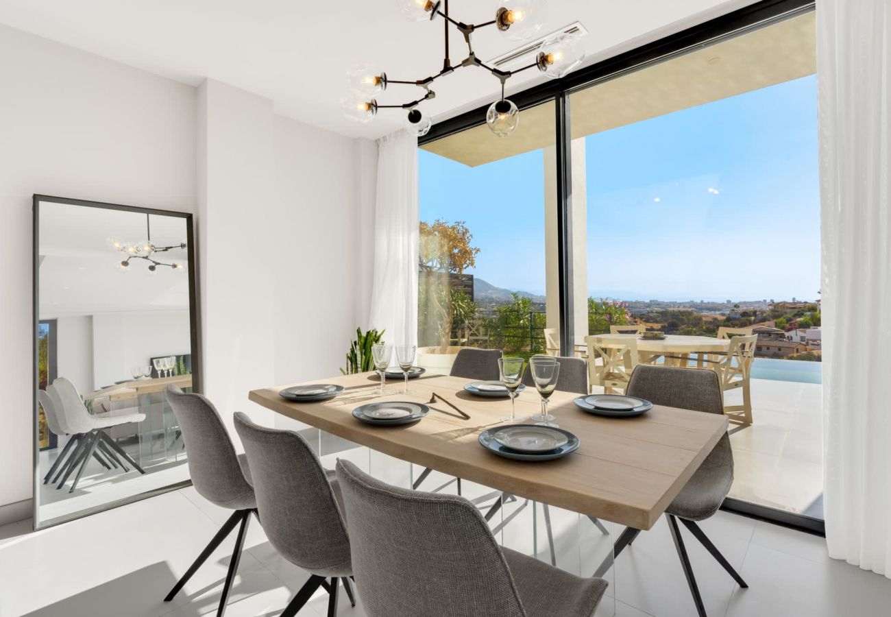 Villa en Fuengirola - Villa aguila coronada