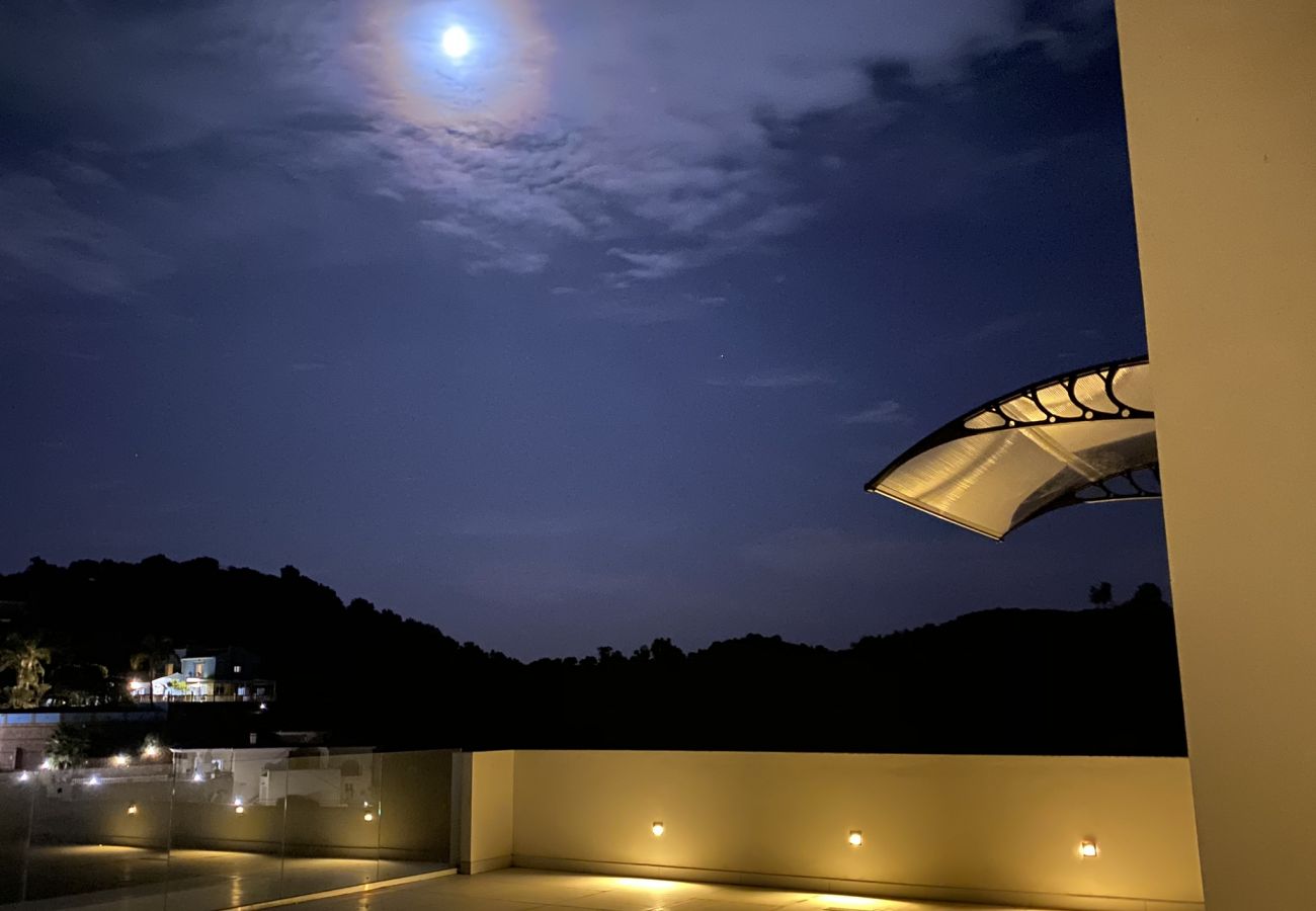 Villa en Fuengirola - Villa aguila coronada