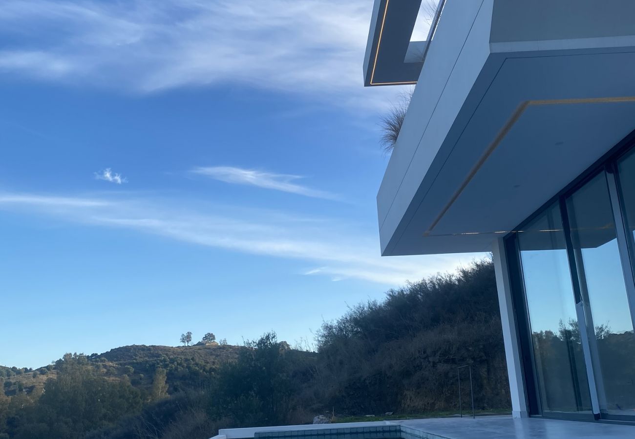 Villa en Fuengirola - Villa aguila coronada