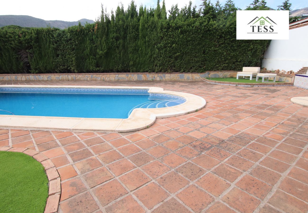 Casa en Alhaurin de la Torre - Chalet independiente en Pinos de Alhaurín
