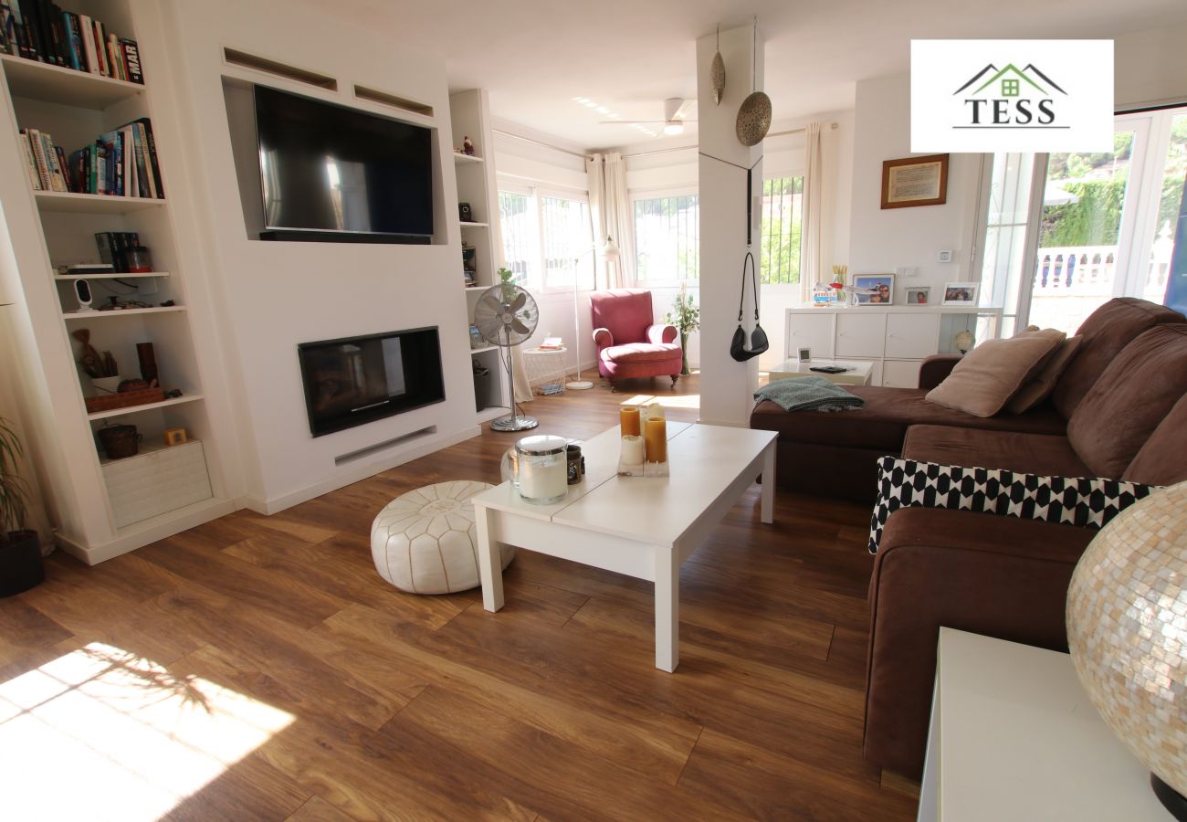Casa en Alhaurin de la Torre - Chalet independiente en Pinos de Alhaurín