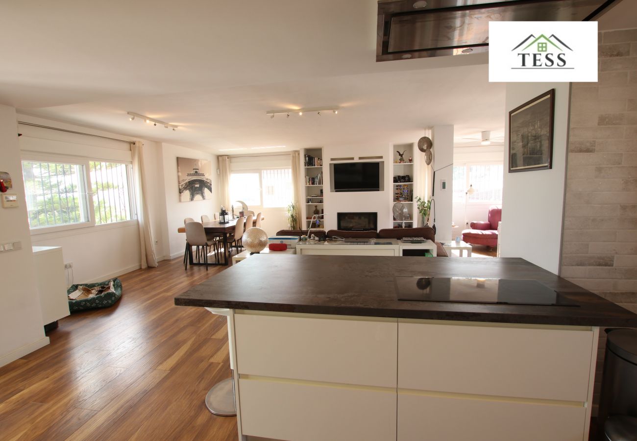 Casa en Alhaurin de la Torre - Chalet independiente en Pinos de Alhaurín