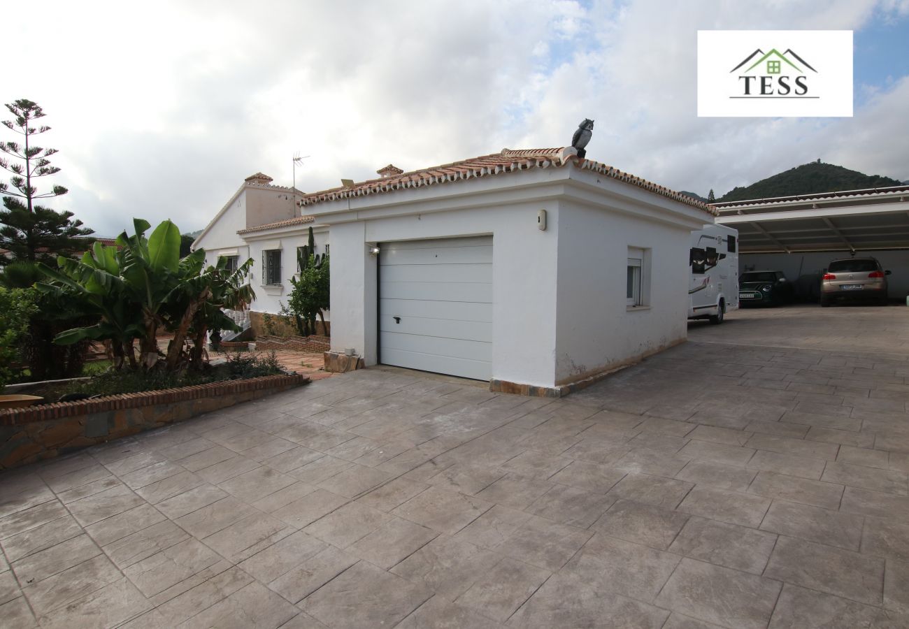 Casa en Alhaurin de la Torre - Chalet independiente en Pinos de Alhaurín
