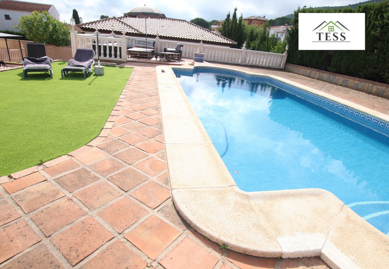 Casa en Alhaurin de la Torre - Chalet independiente en Pinos de Alhaurín