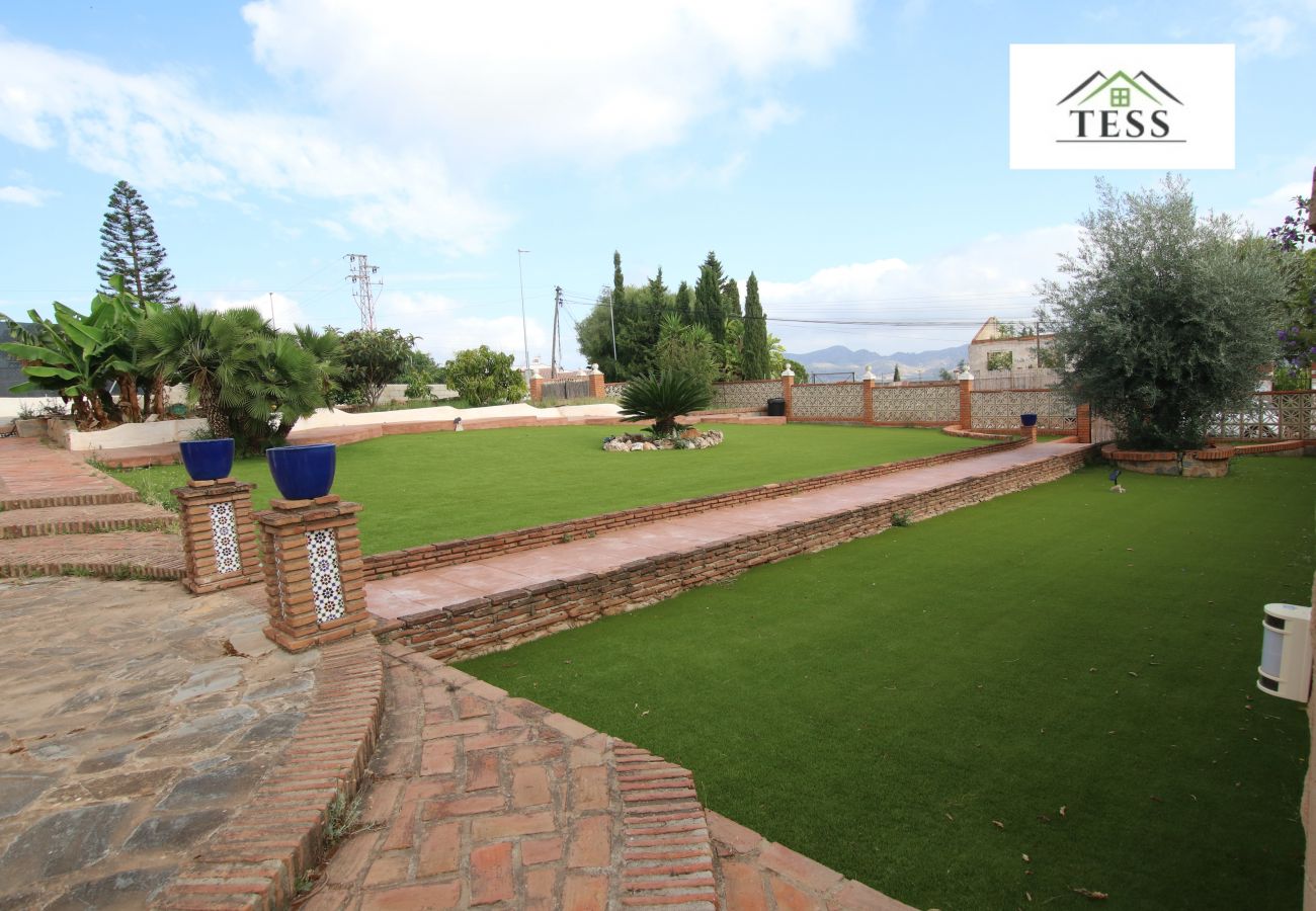 Casa en Alhaurin de la Torre - Chalet independiente en Pinos de Alhaurín