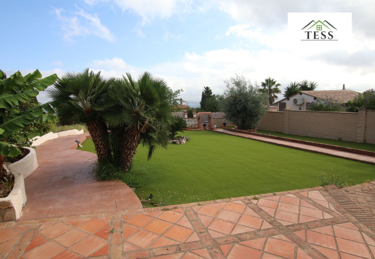 Casa en Alhaurin de la Torre - Chalet independiente en Pinos de Alhaurín